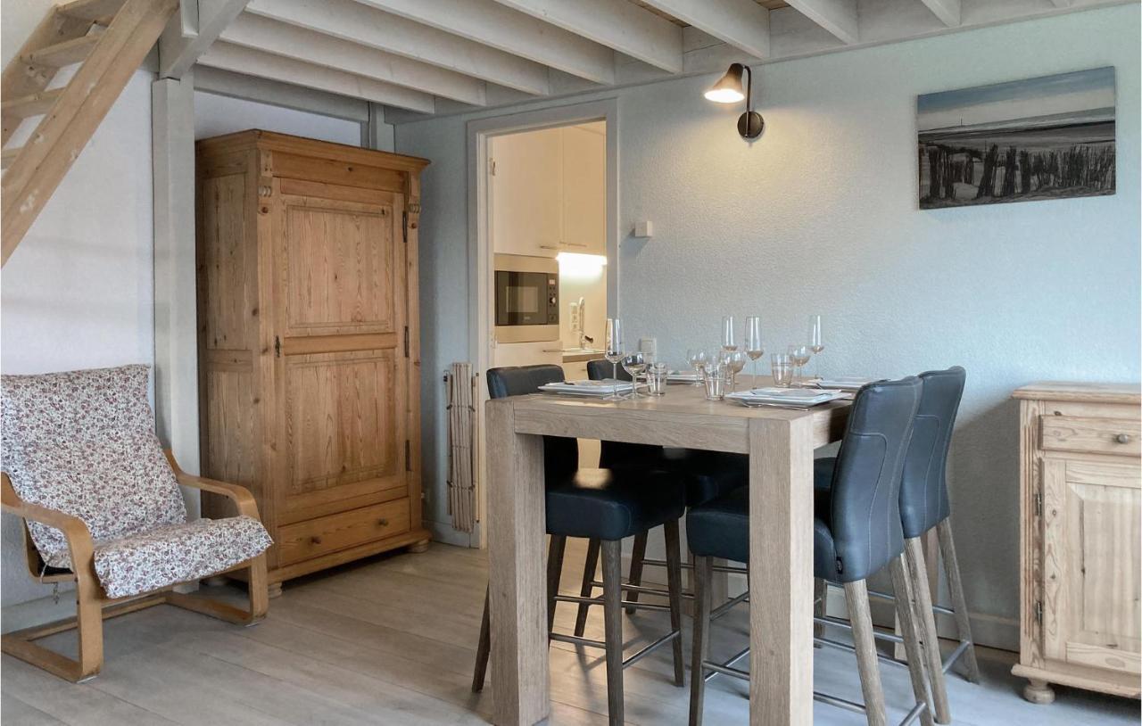 Gorgeous Apartment In Bredene With Kitchen Екстериор снимка